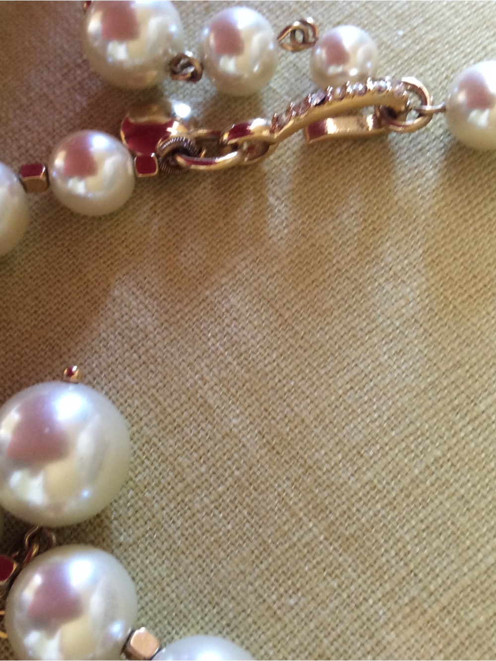 JCREW Collection Circa 2011- Classic Ivory Pearl Necklace with Gold Accents-NWT - Picture 4 of 6